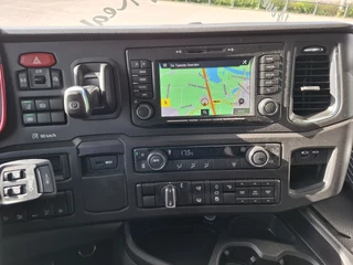 Scania S 2019 - NGS S520 V8 / TUV: 05-05-2027 / RETARDER / HYDRAULICS / FULL-AIR / ALCOA / NAVI / LEATHER / NL TRUCK / AUTOMATIC / EURO-6 / 2019 image 23