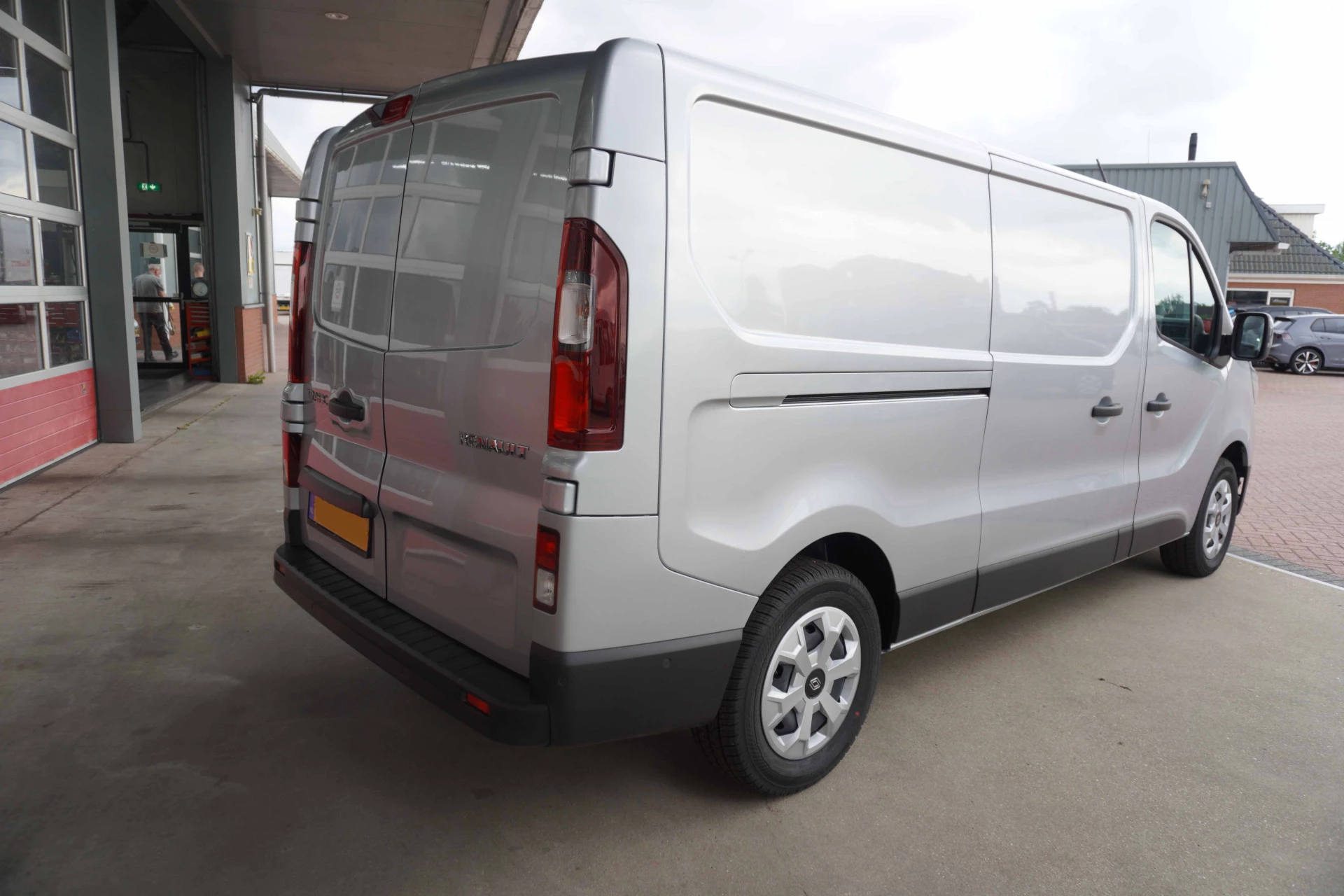 Renault Trafic 2024 - 2.0 Blue dCi 130PK T30 L2H1 Advance Bild 4