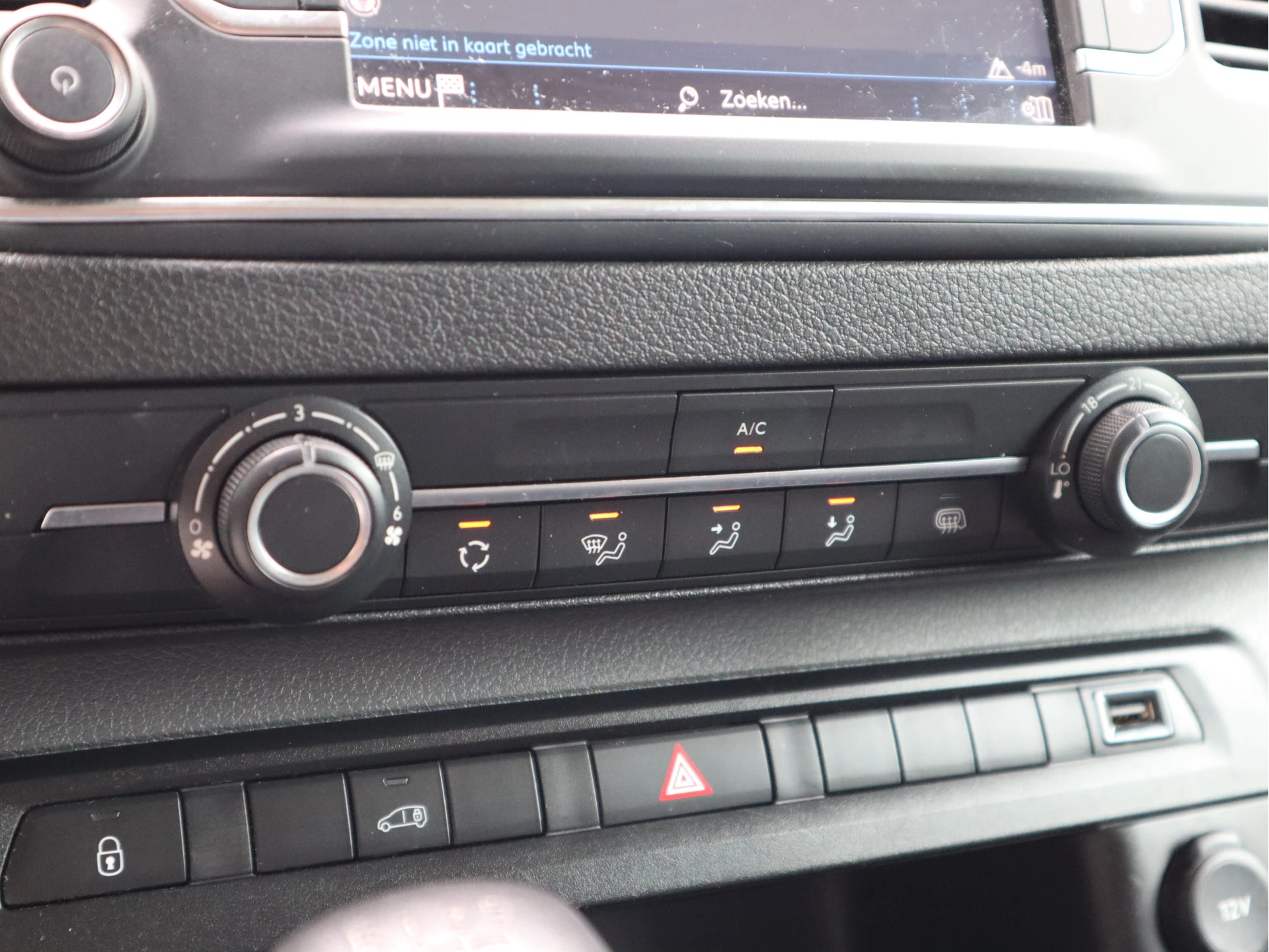 Peugeot Expert 2021 - 2.0 BlueHDI 120 pk L3 Lang - Trekhaak - Cruise Bild 14