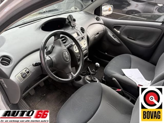 Toyota Yaris 2004 - 1.3 VVT-i Sol 100% onderhouden изображение 6