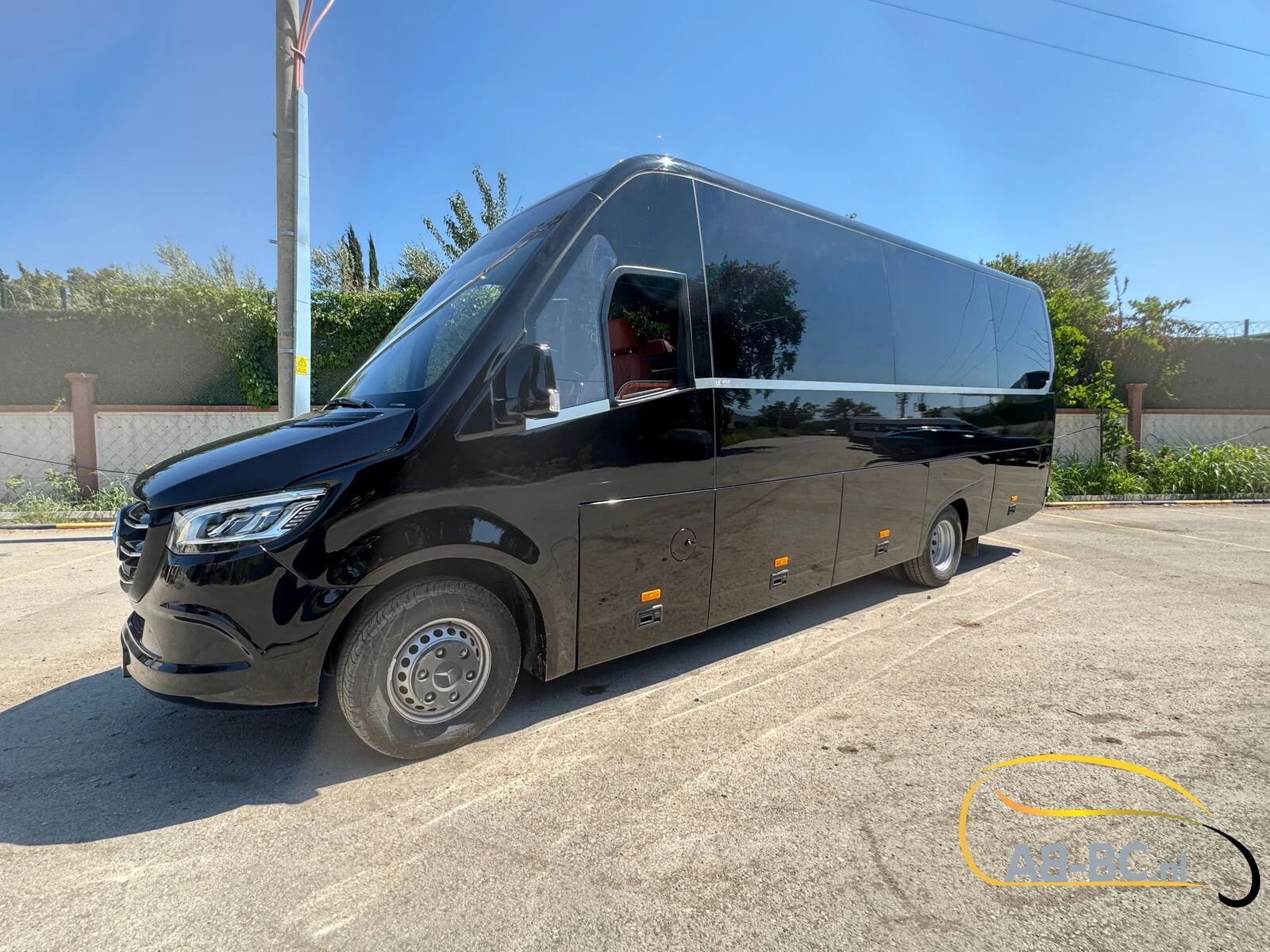 Mercedes-Benz Sprinter - NERO - 31 Seats EURO 6 afbeelding 5