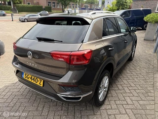 Volkswagen T-Roc 2018 - 1.0 TSI Style 116 PK Airco Navi PDC obrazek 5
