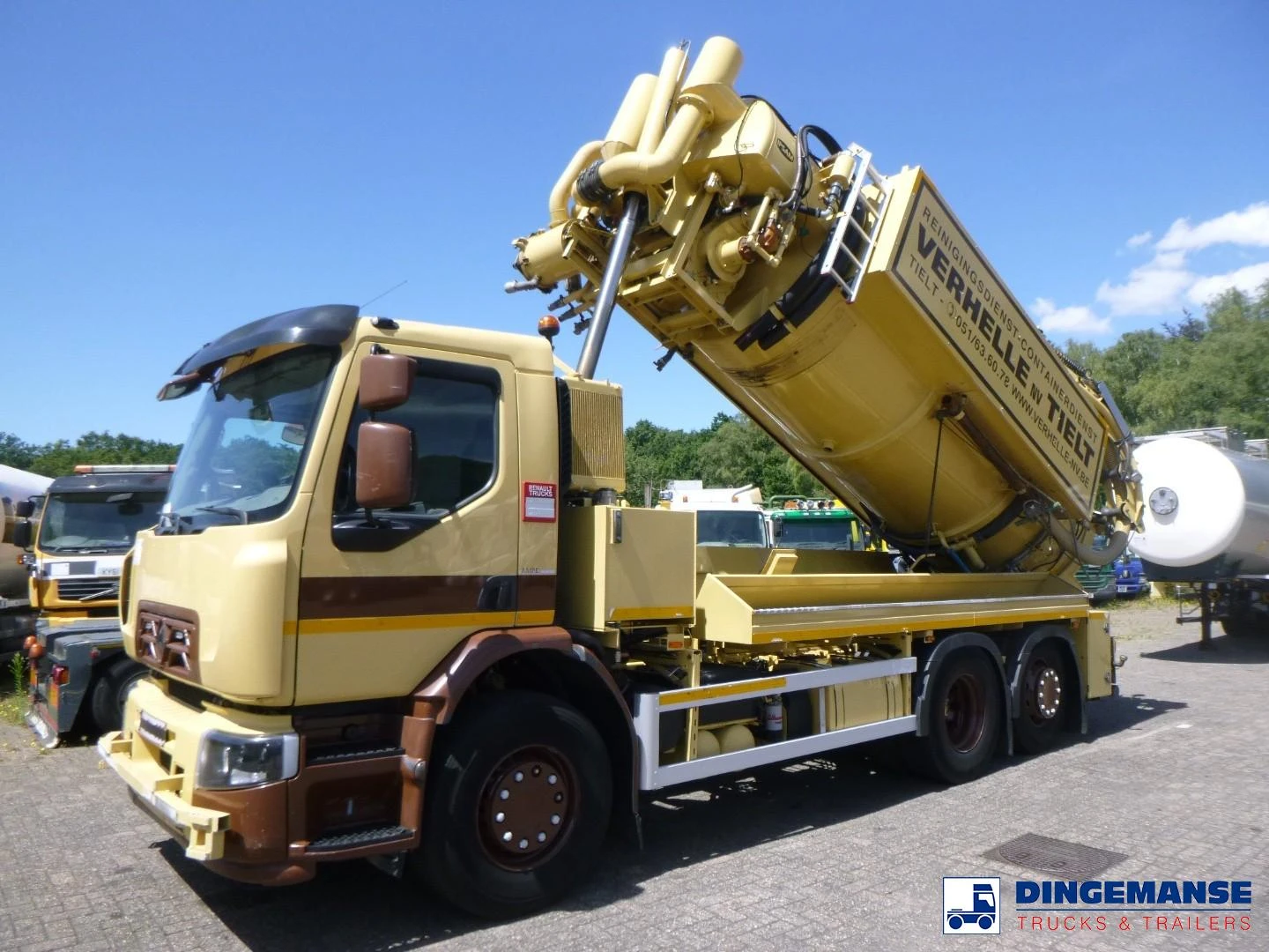 Renault D 2015 - 26 Wide 6x2 vacuum tank 11 m3 zdjęcie 1