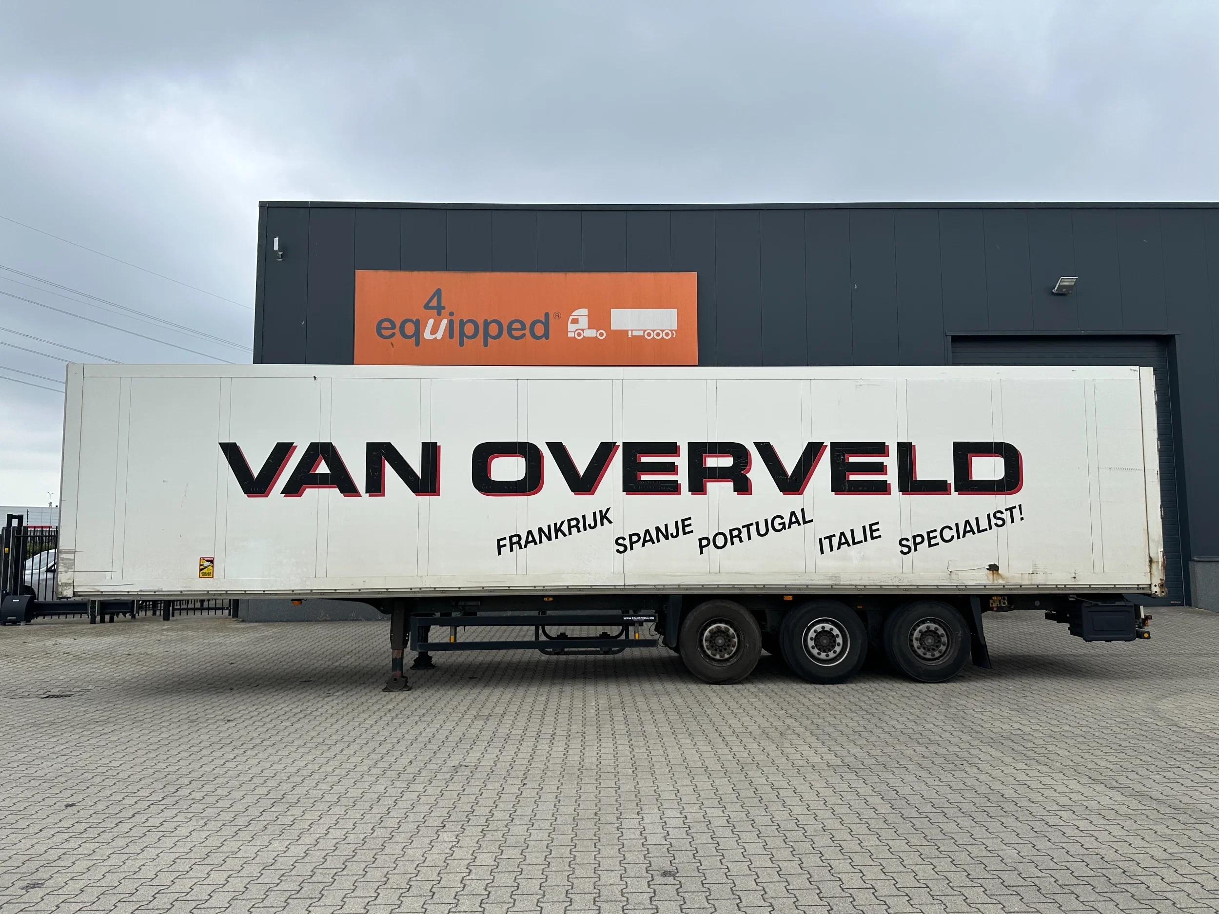 Schmitz Cargobull 2005 - SKO24 / SAF DISC / 2x LIFTAXLE / GALVANIZED / NL-TRAILER obrázek 2