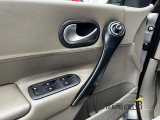 Renault Mégane 2006 - Coupé-Cabriolet 2.0-16V Privilège Luxe immagine 7