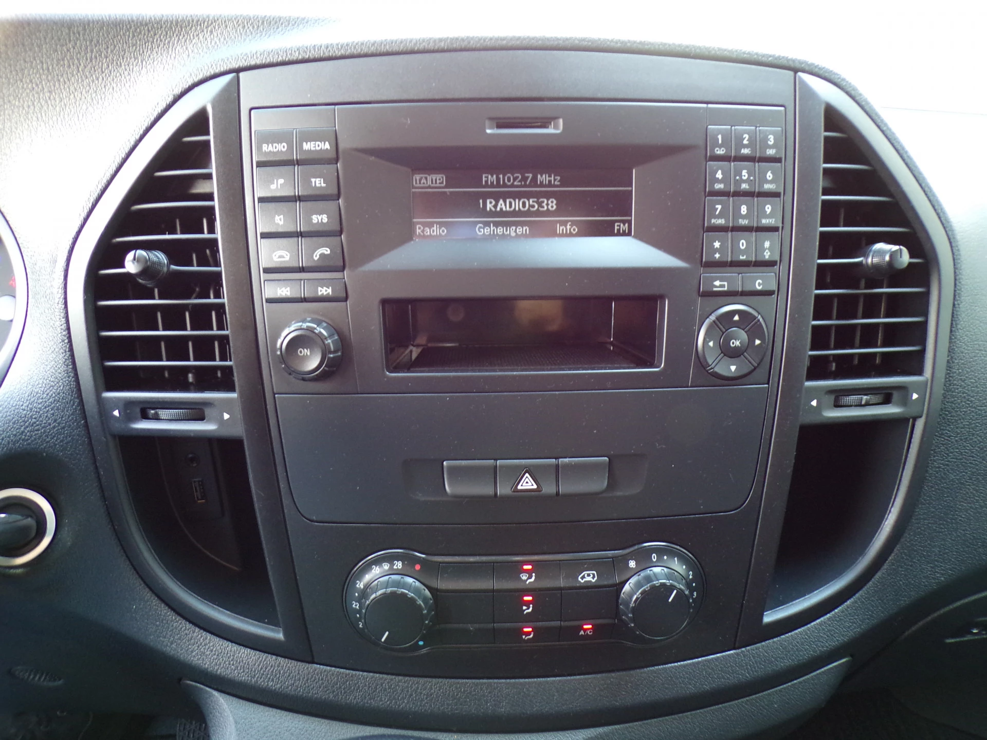 Mercedes-Benz Vito 2018 - 109 CDI Lang Airco image 8