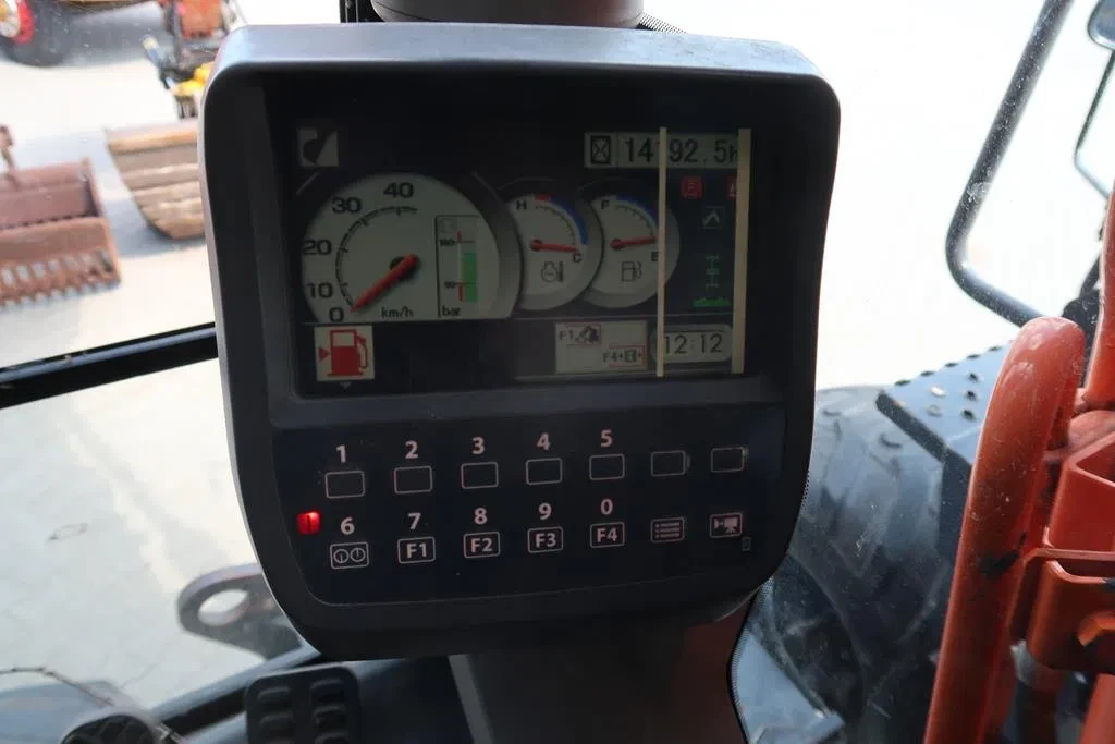 Hitachi 2009 - ZX140 W-3 afbeelding 15
