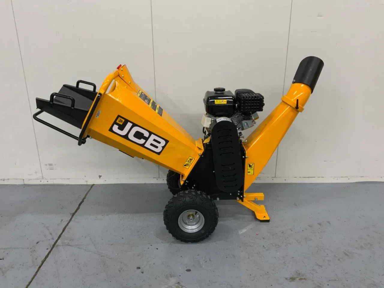 JCB 2026 - Houthakselaar CH75100P - versnippercapaciteit 100 mm afbeelding 3