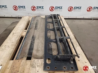Volvo N/A 2004 - Occ binnenframe radiatorgrille Volvo zdjecie 2