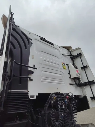 Renault T HIGH 520 2020 - / ENGINE RUNNING / ONLY:477573 KM / M-CHASSIS / AUTOMATIC / EURO-6 / 2020 obrazek 9
