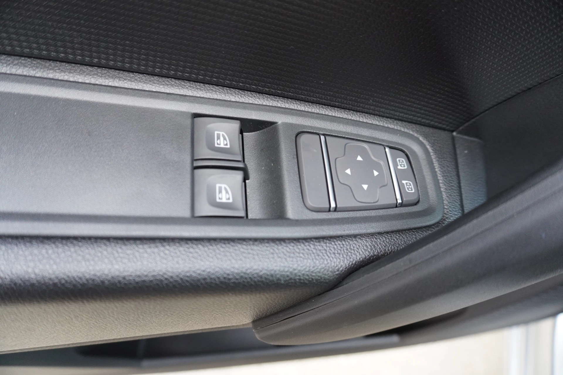 Renault Kangoo 2026 - E-Tech Advance L2 44 kWh 122PK Automaat Opklapbare Dubbelcabine afbeelding 17
