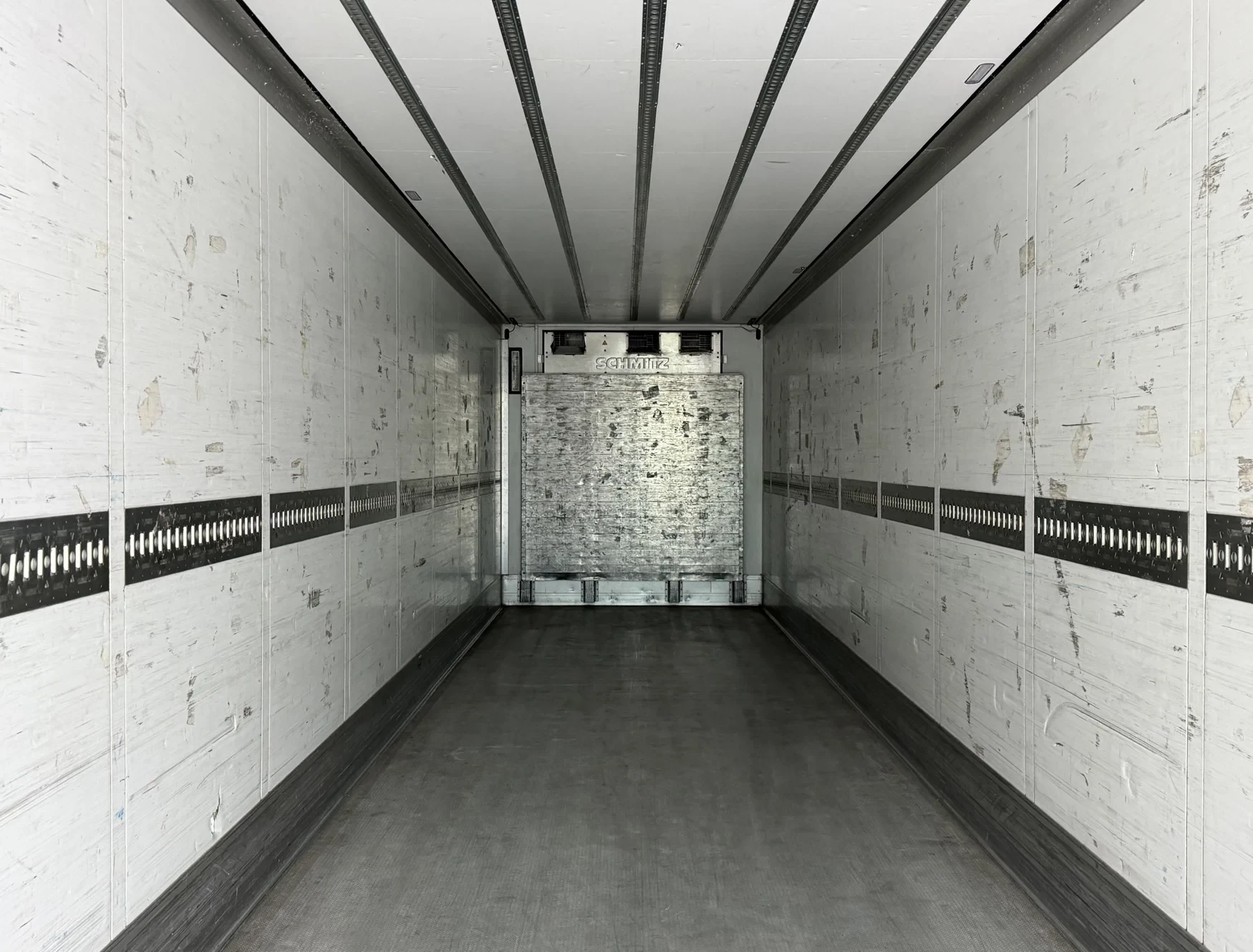 Schmitz Cargobull 2016 - SCB*S3B SCHMITZ TKM COOLING LIFT AXLE TAIL LIFT 1340x250x270 CM INSIDE FLOWERWIDE NL-TRAILER imagem 16