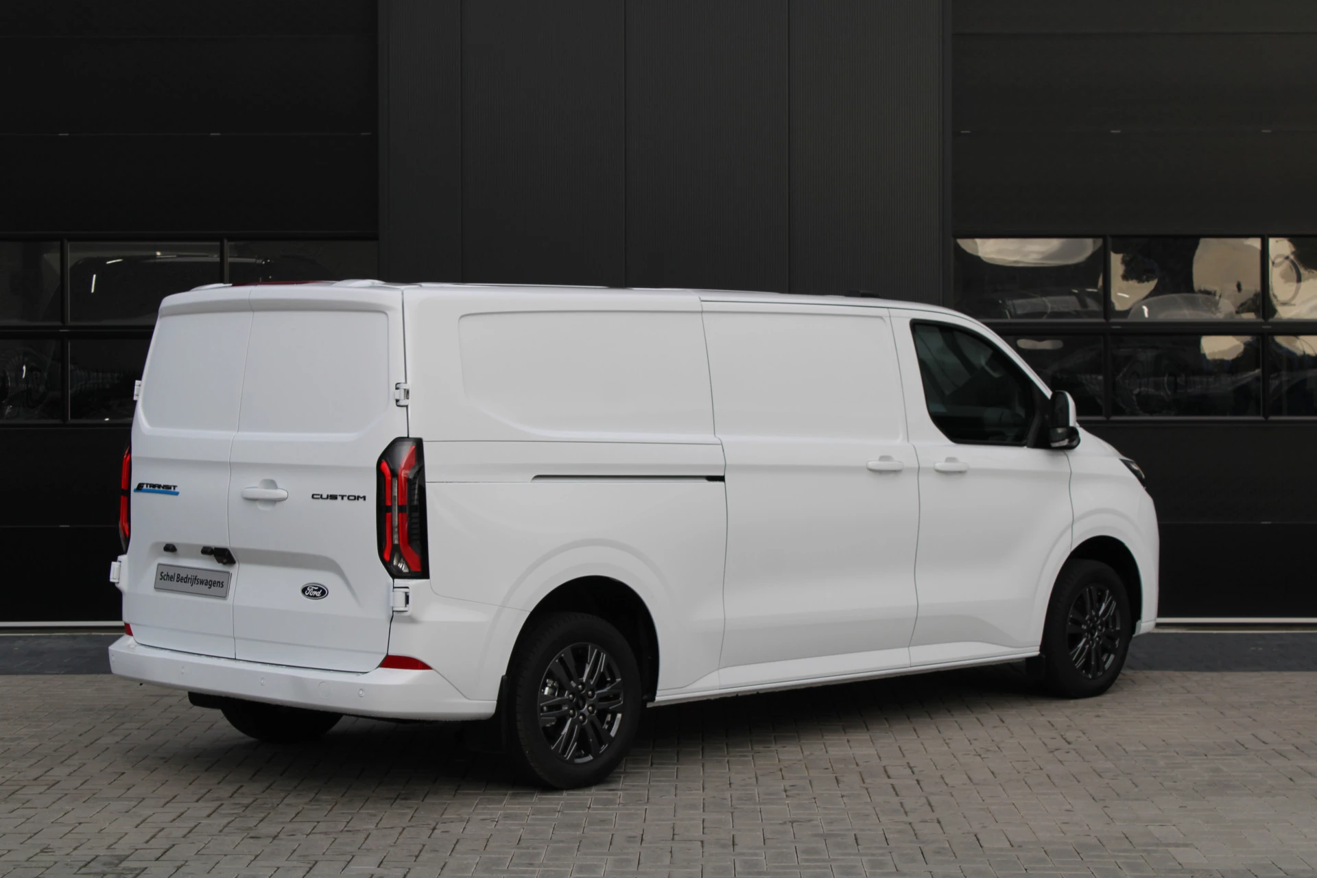 Ford E-Transit Custom 2025 - 340 L2H1 Limited 65 kWh 218pk - 2x Schuif - LED - 360 Camera - B&O - ACC - Navi - Stoel/Stuurverwarming - Rijklaar afbeelding 7