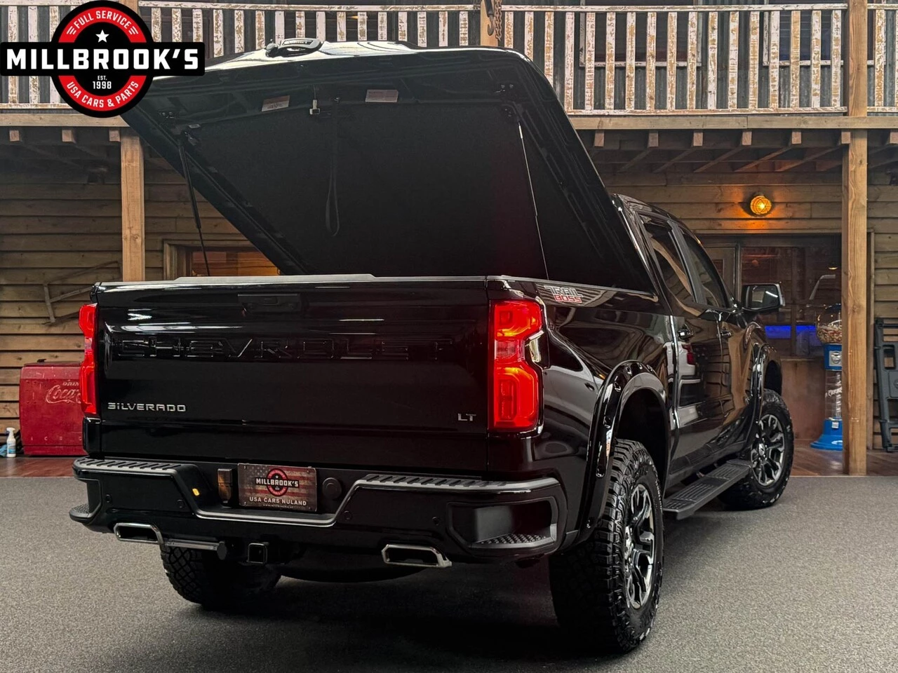 Chevrolet Silverado 2024 - Z71 Trailboss image 12