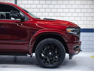 Dodge Ram 1500 2024 - Crew Cab Limited Night Edition imagem 6