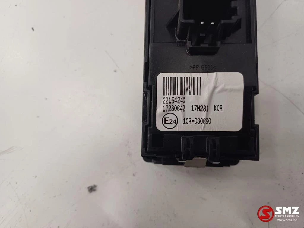 Volvo 2017 - Occ raamschakelaar passagierszijde Volvo imagen 5