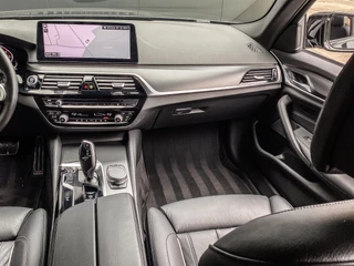 BMW 5 Series 2022 - Touring 520i 184PK Automaat M-Sport obrazek 9