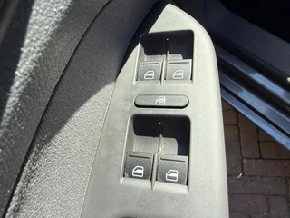 Volkswagen Touran 2013 - 1.2 TSI Comfortline 7P PDC Cruise CLima Dealer Onderhouden image 18