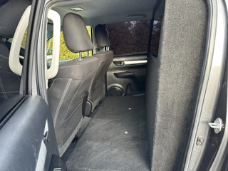 Toyota Hilux 2021 - 2.4 D-4D AUTOMAAT / 4x4 / 1e EIG. / 3.500 KG AHG / CAMERA / TREKHAAK / ECC / ADAPTIVE CRUISE / CARPLAY imagen 8