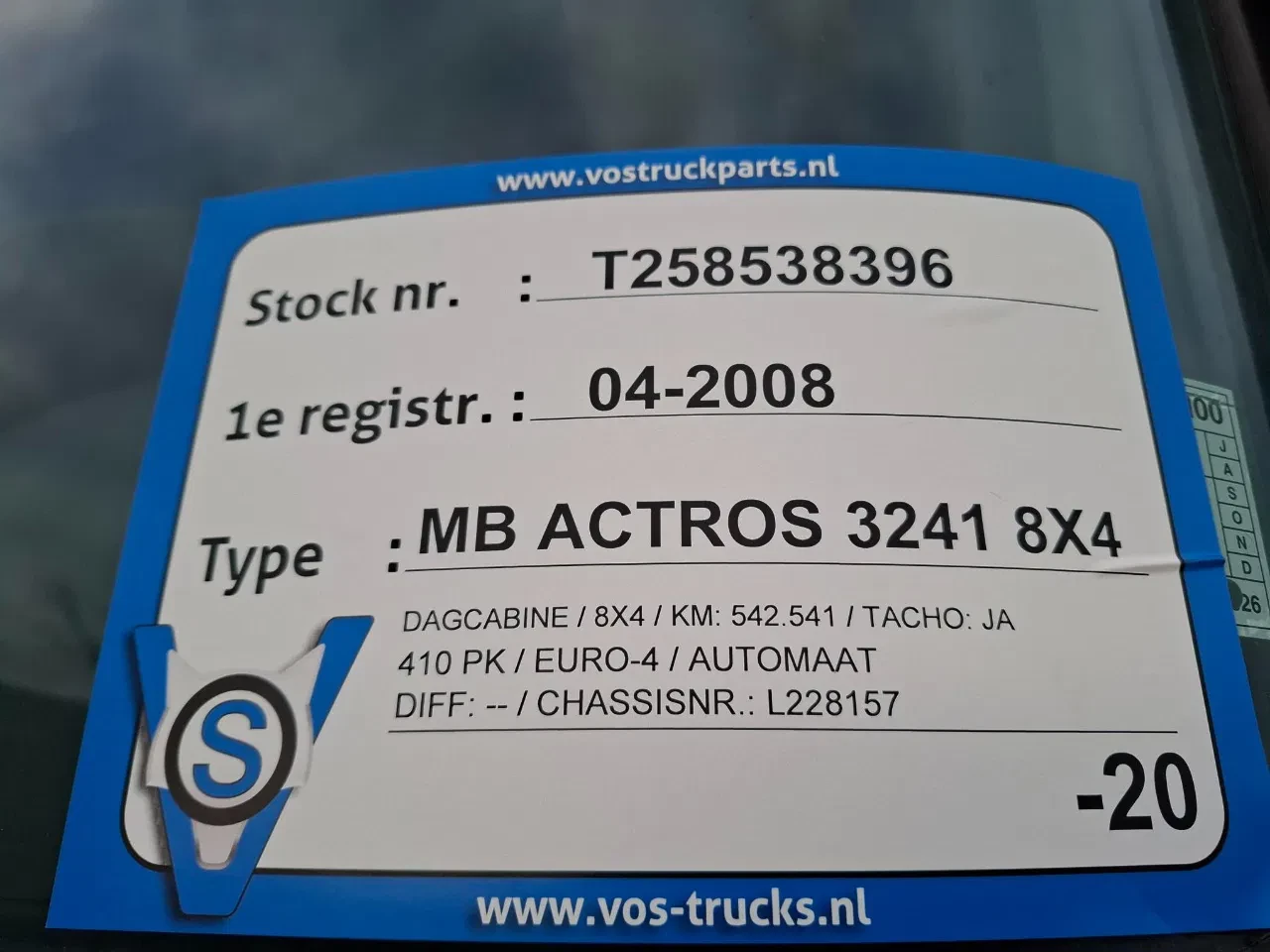 Mercedes-Benz Actros 2008 - 3241 / 8X4 / HIAB 144B-2 / REMOTE / ROTATOR / 20TON HOOK / 2XBIG AXLE / FULL-STEEL / DRUM BRAKES / EURO-4 / 2008 obrázek 38