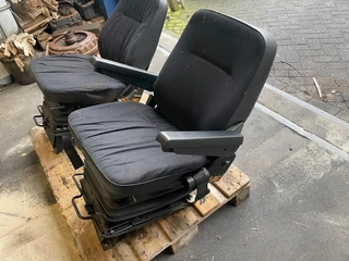 DAF N/A - 0082941 DRIVER SEAT ISRI imagem 3