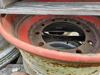 UNKNOWN 11.75 / 22.5 TRAILER RIM  STEEL  FOR DRUM BRAKES 2005 - N/A image 6
