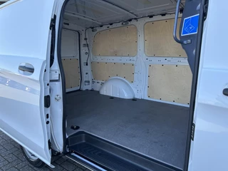 Mercedes-Benz Vito 2023 - 110 CDI L2 Airco Navigatie Parkeersensoren image 18