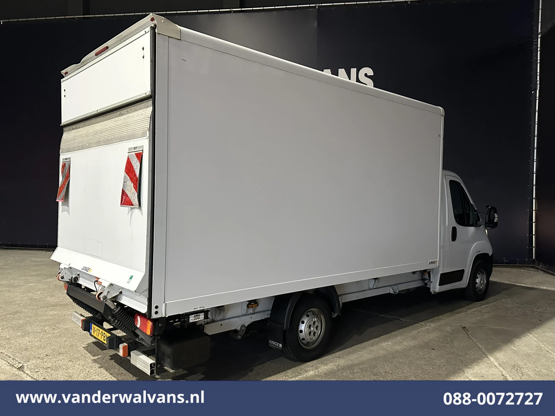 Peugeot Boxer 2022 - 2.2 BlueHDi 141pk Bakwagen 436cm Lang Laadklep Euro6 Airco | Cruisecontrol | 1055kg laadvermogen Bild 10