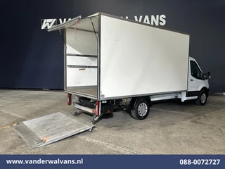 Ford Transit 2022 - 2.0 TDCI 130pk Bakwagen Laadklep Euro6 Airco | Cruisecontrol | Verwarmde Voorruit | 960kg laadvermogen image 2