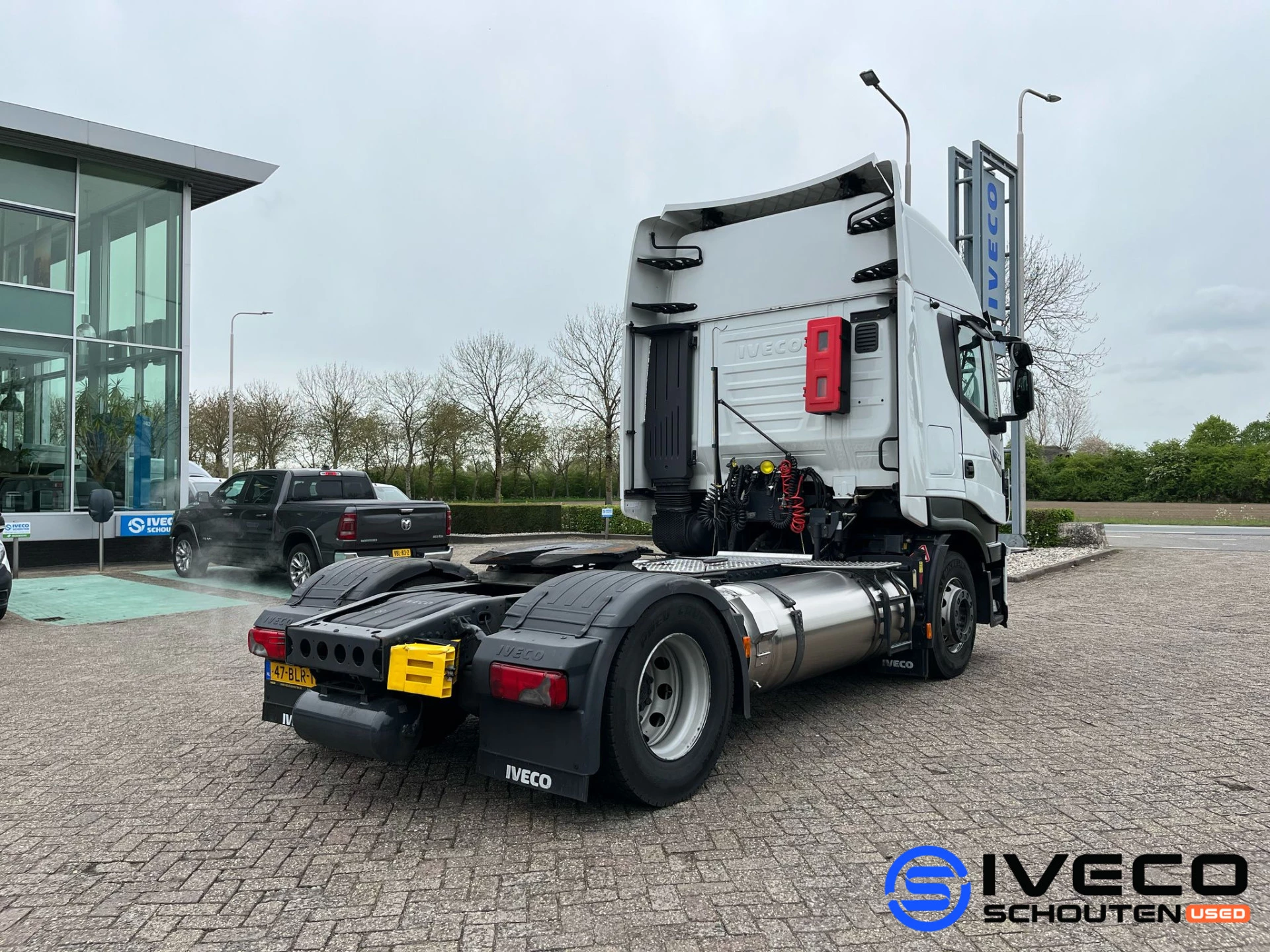 Iveco Stralis 2018 - AS440S46T/P LNG imagem 5