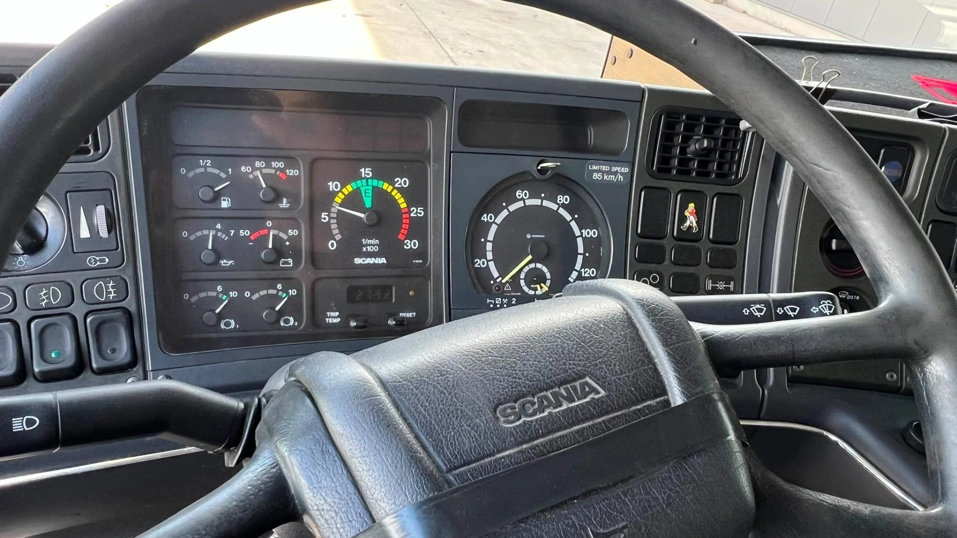 Scania 94 260 1999 afbeelding 11