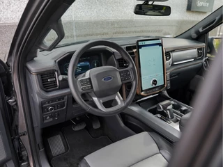 Ford F-150 2023 - Lightning Lariat Standard Range immagine 35