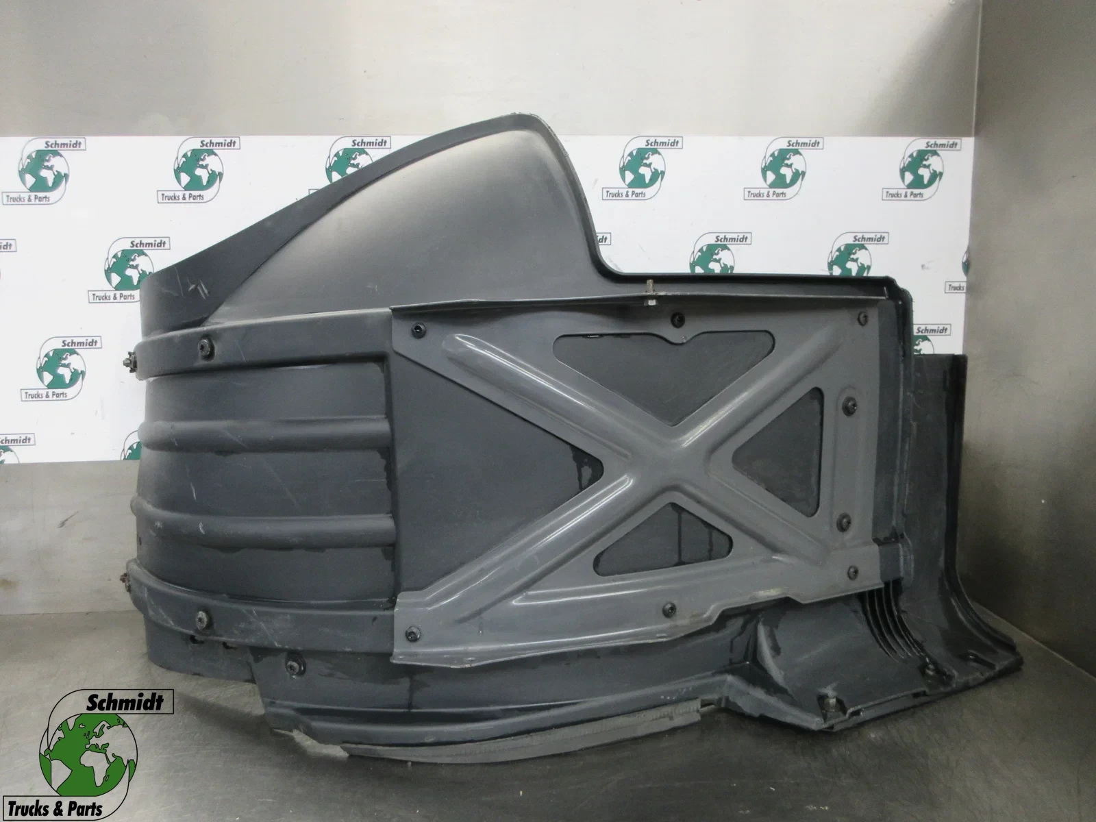 DAF - 2291306 SPATBORD LINKS ACHTER CABINE DAF XG 480 afbeelding 1