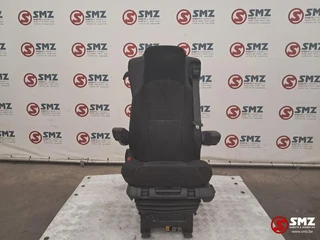Mercedes-Benz 2022 - Occ bestuurdersstoel links Mercedes à venda