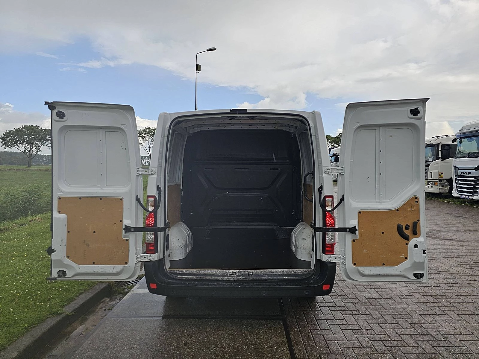 Renault Master 2021 - 2.3 zdjęcie 13