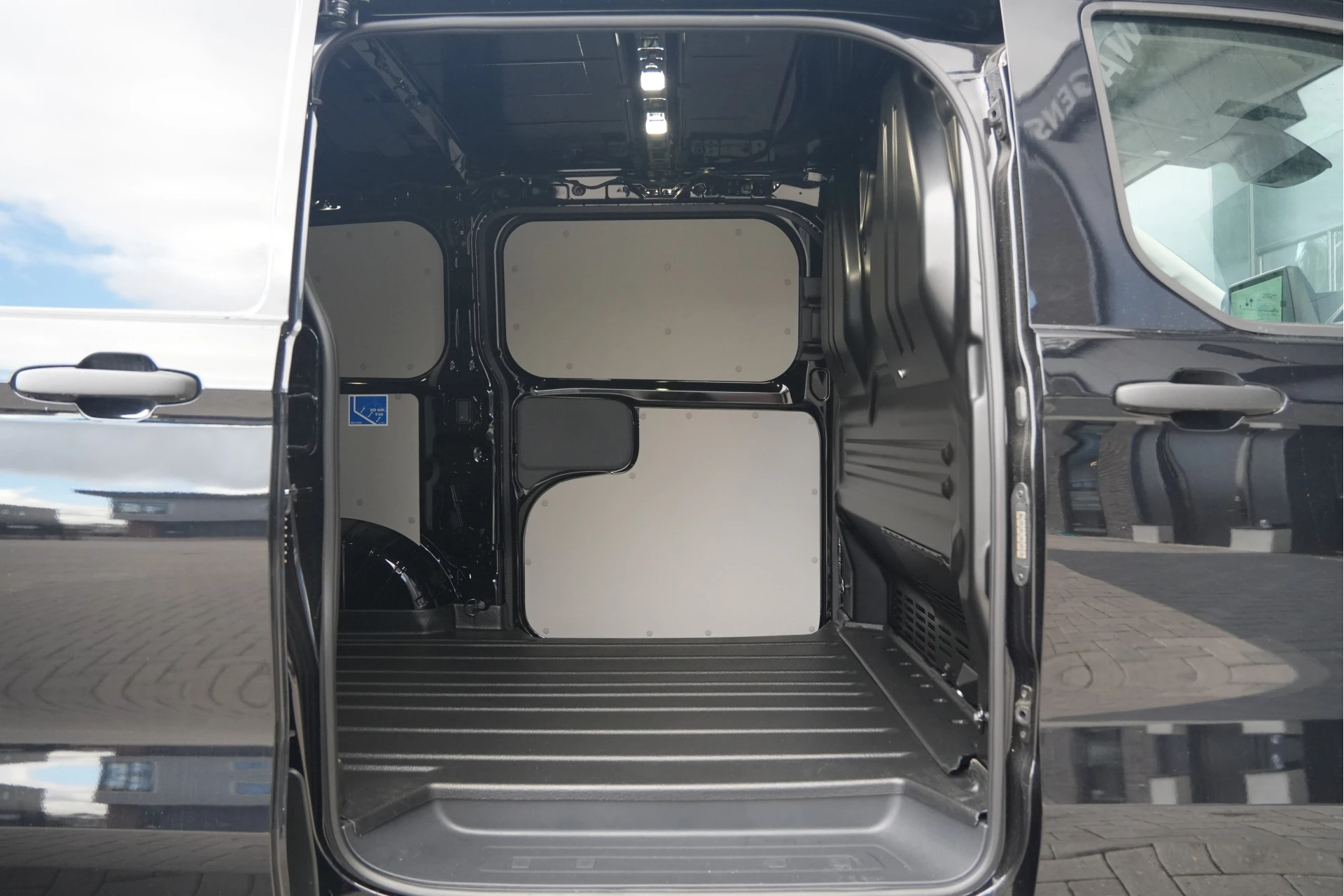 Ford Transit Custom 2026 - 320 2.0 TDCI L1H1 Trend 170pk - 2x Schuif - Camera - Stoelverwarming - Carplay - LED - Carplay - INCLUSIEF BPM imagen 12