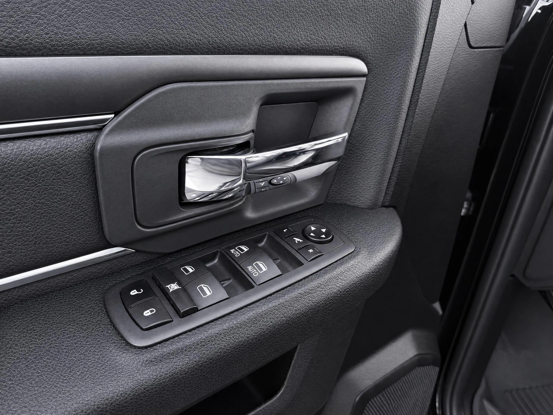 Dodge Ram 1500 2024 - 5.7 V8 4x4 Crew Cab 5'7 | Trekhaak 13-polig | 200 L LPG | Leren bekleding | obrázek 26