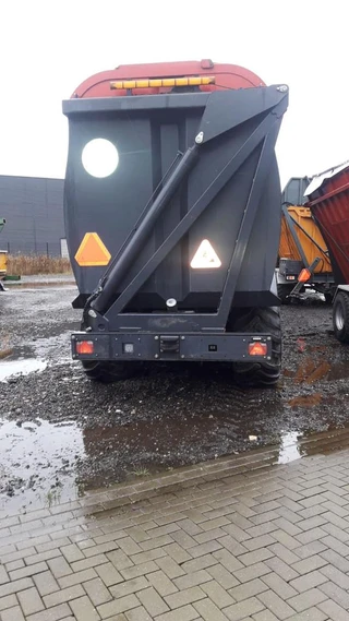 Greentec N/A 2014 - Greentruck zelfrijdende versnippercombi obrazek 8