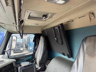 Volvo FM 460 2017 - 8x2 MET INOX TANK obrazek 13
