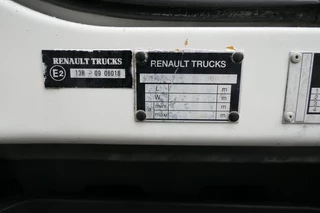 Renault Kerax 2008 - | PALFINGER PK 18500 + Remote control | Retarder | 417859Km | 2008 | 6X4 | Full spring suspension | Manual gearbox | Euro4 | French Truck obrazek 42