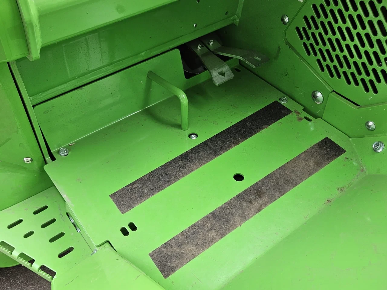 Avant 2024 - 645i TDL+ mini-shovel afbeelding 35