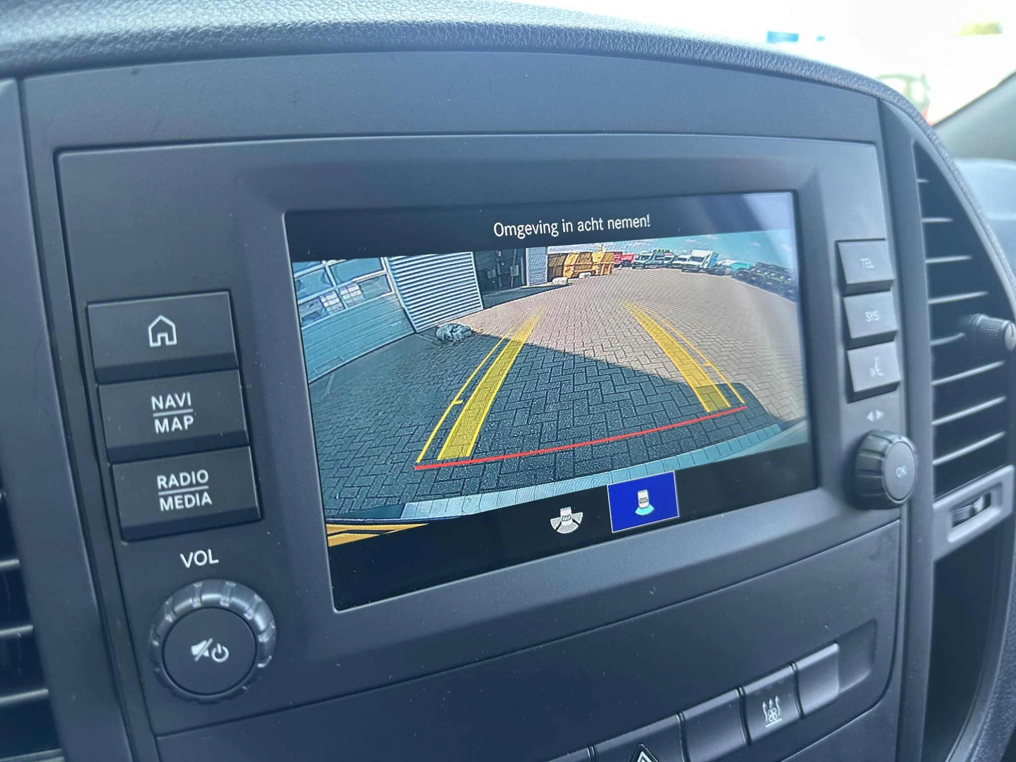 Mercedes-Benz eVito 2025 - eVito 112 66kWh Airco Apple Carplay Navigatie afbeelding 10