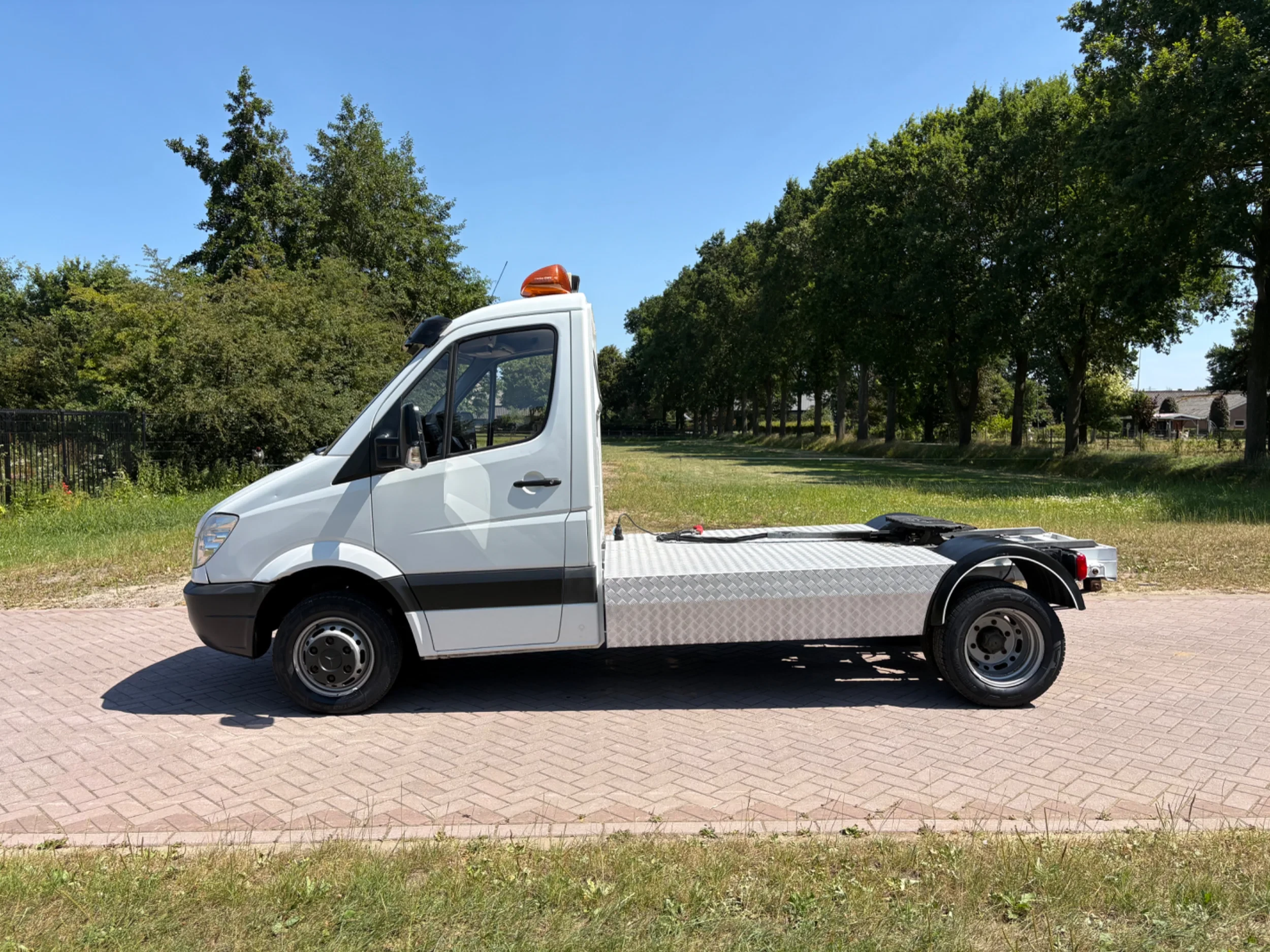 Mercedes-Benz Sprinter 2009 - 516 BE trekker 7 TON N1 obrázek 3