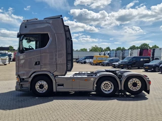 Scania S 2023 - 660S V8 NGS Highline 6x2 - Retarder - Full air - Leather - Led - Alloy wheels obrazek 4