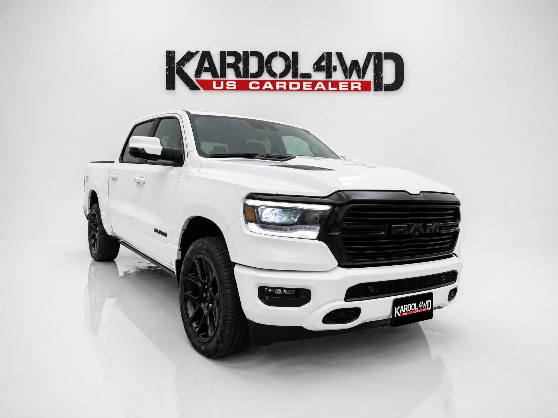 Dodge Ram 1500 2024 - 5.7 V8 4x4 Crew Cab SPORT GT BPM VRIJ! | Incl LPG | Trekhaak 13-polig | Bedcover | Adaptive cruise | PANORAMADAK| obrázek 3