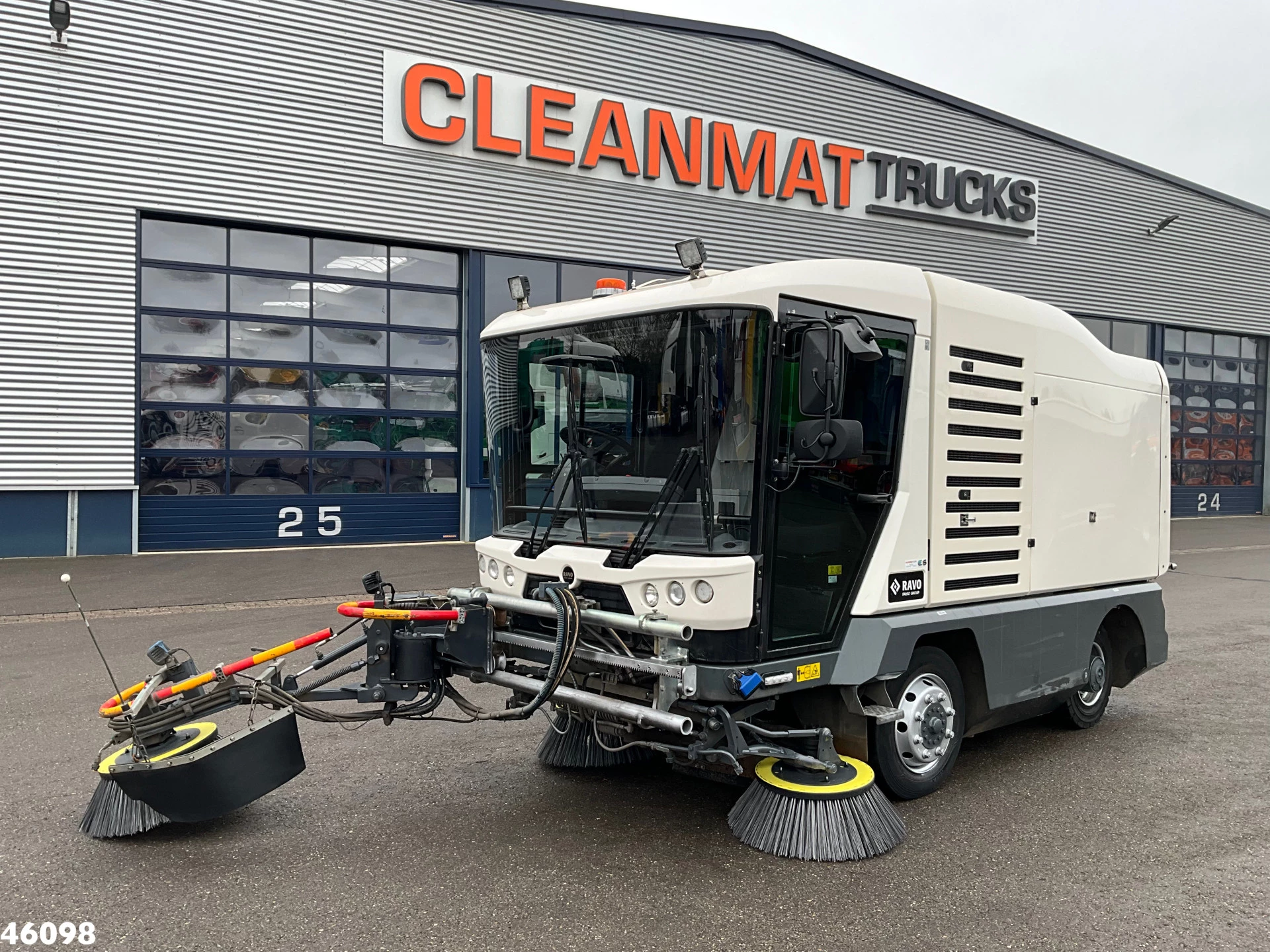 Ravo 540 CD Euro 6 with 3-rd brush 2018 image 1
