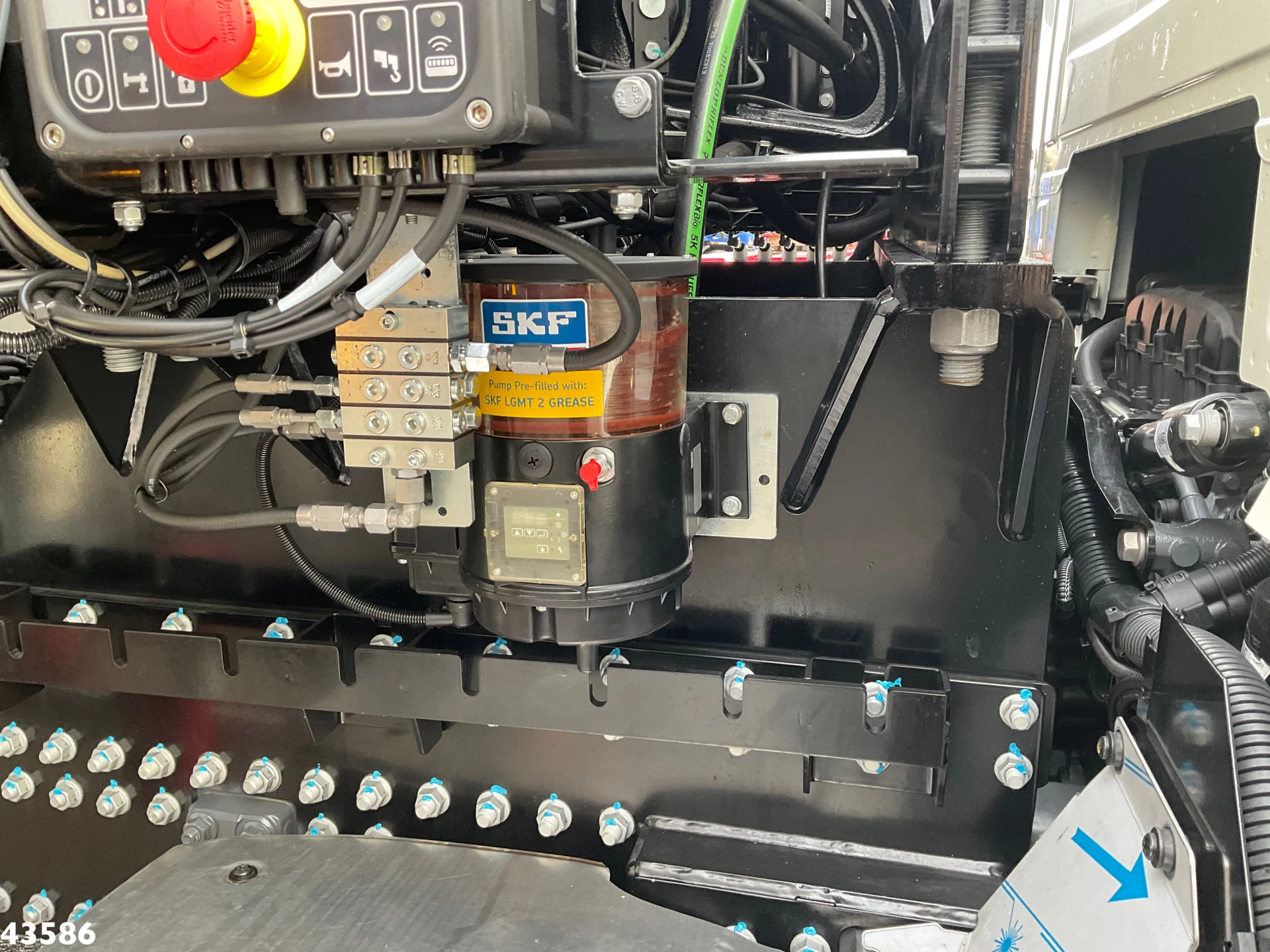 DAF FAN XD 340 Hiab 23 Tonmeter laadkraan 2023 изображение 11