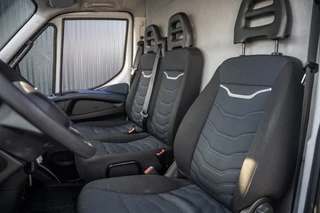 Iveco Daily 2021 - **35S14V 2.3 L2H2 | Automaat | Euro 6 | Cruise | Climate | 3500 KG Trekgewicht | Trekhaak** image 12