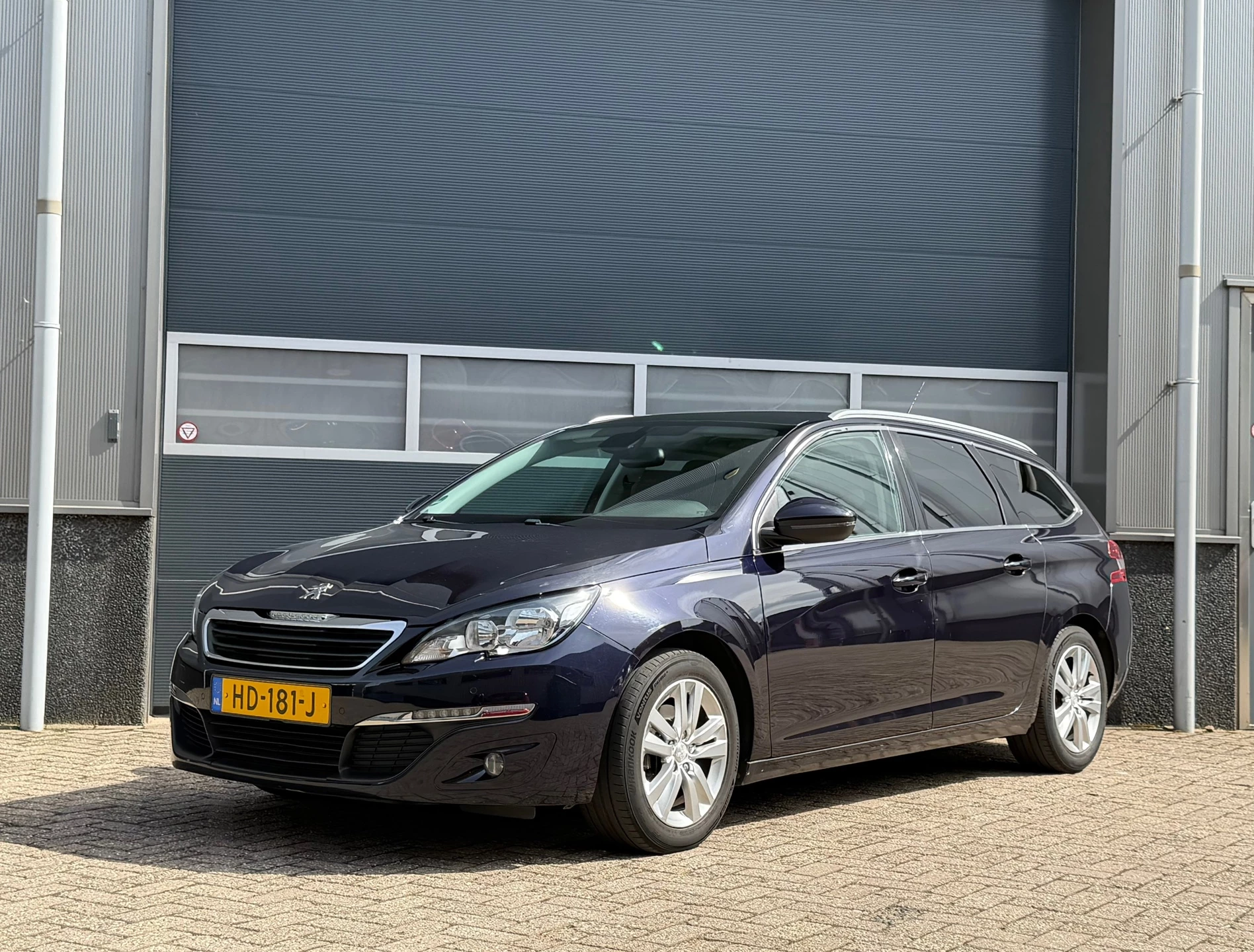 Peugeot 308 2015 - SW 1.6 BlueHDI Blue Lease Executive Pack bj.2015 Cam|Navi|Trekh|Pano|Nap. imagem 1