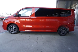 Ford Transit Custom 2024 - 320L 2.0 TDCI 136pk L2H1 Limited image 8